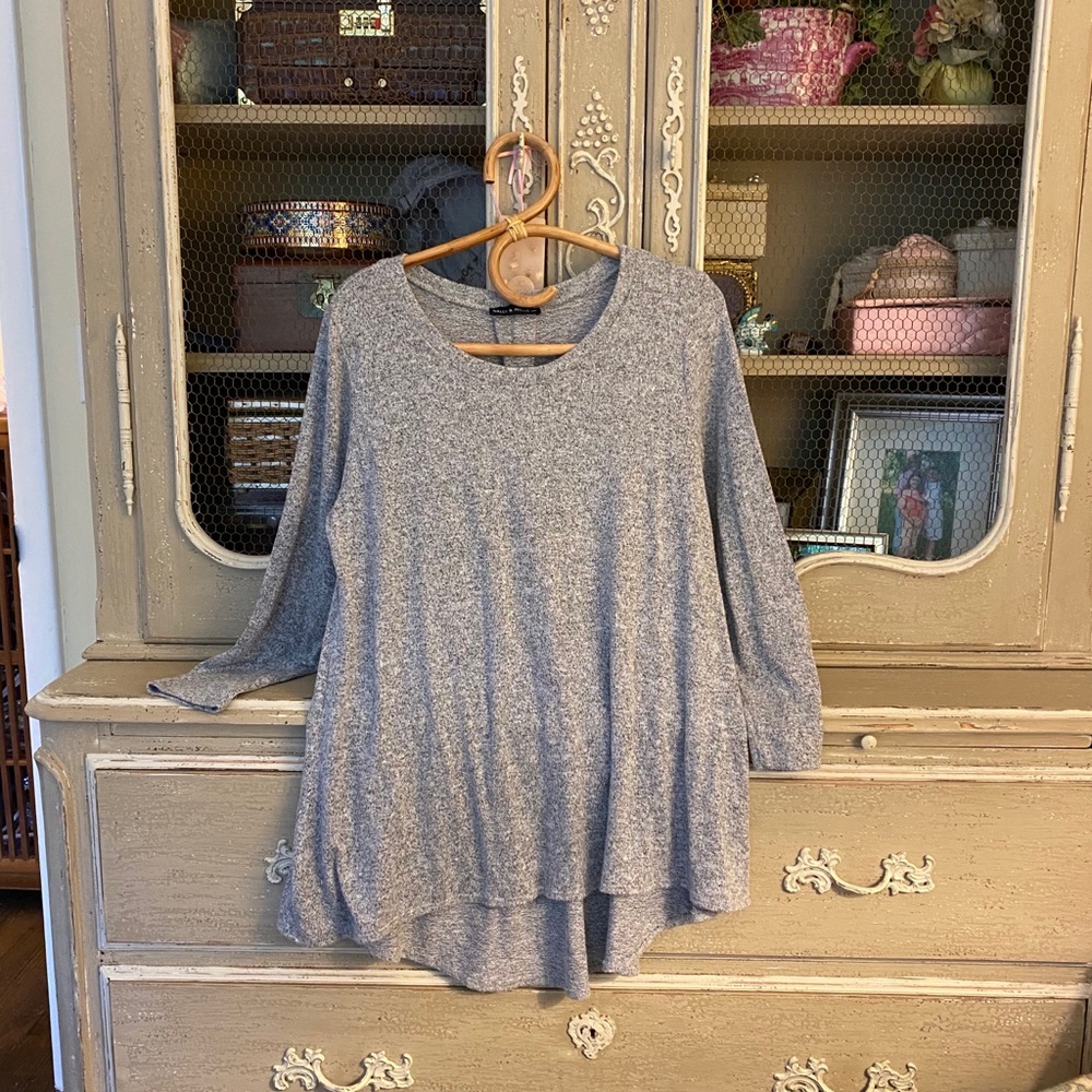 Light gray sweater